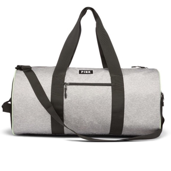 PINK Victoria's Secret Handbags - NWT Victoria’s Secret Pink Weekender duffle bag